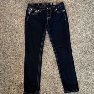 listing-status-banner